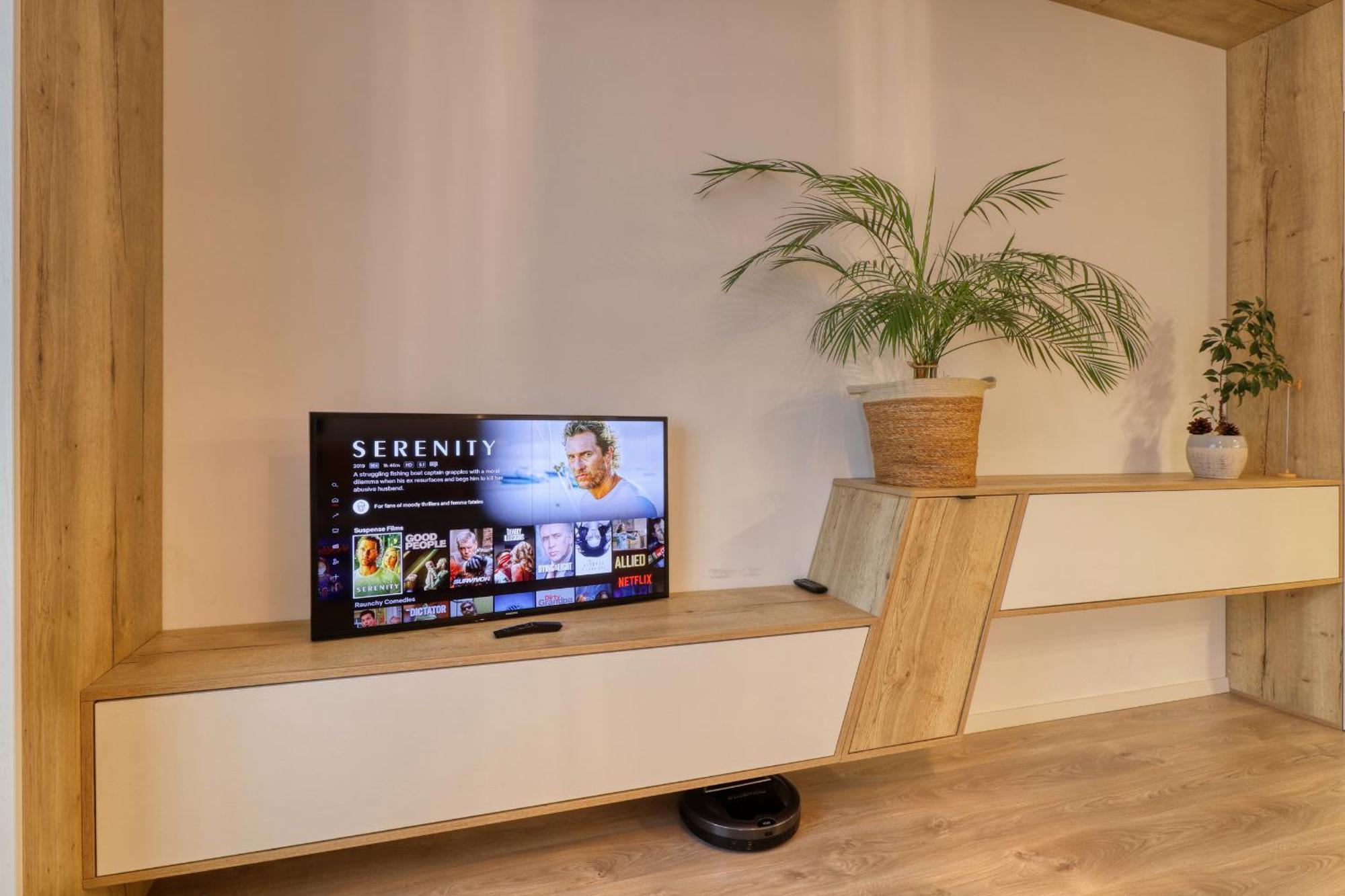 Inspiration Station - My Joyful, Cosy&Inviting Apt - Smart Thermostat - Private Parking - Ior Park - Long Term Price Cuts 布加勒斯特 外观 照片